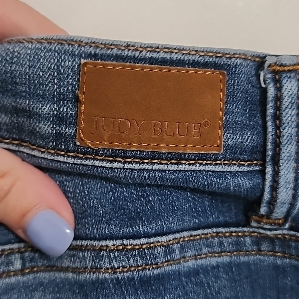 Judy Blue Boyfriend Fit Jeans Distressed Size 26 - Picture 6 of 10